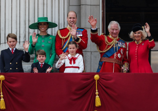 Kiderült, a brit királyi család tagjai milyen meglepő polgári foglalkozást végeztek korábban