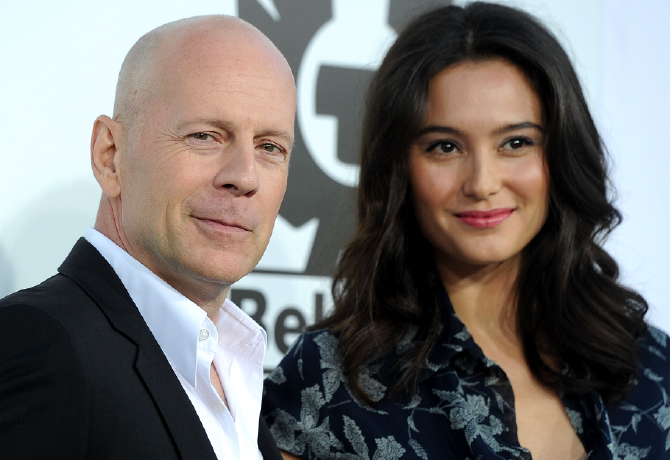  Bruce Willis felesége könnyfakasztó videót töltött fel a színészről