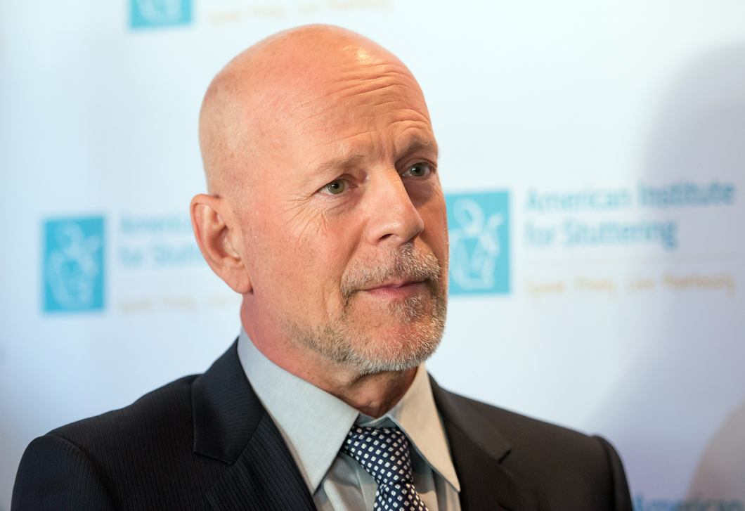 Megható üzenetekkel támogatják Bruce Willist a sztárok a tragikus diagnózis után