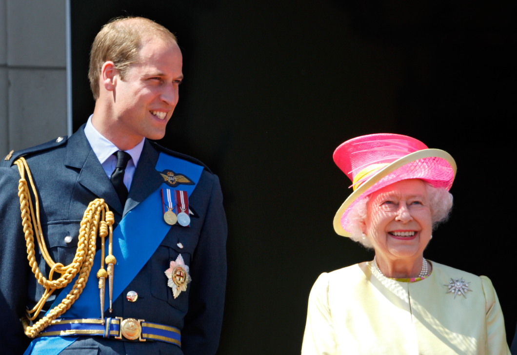  Áll a bál a királyi családban: hihetetlen, mit tiltott meg Erzsébet királynő Vilmos hercegnek
