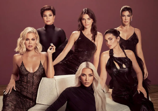 Kiderült, hogy nézne ki a Kardashian-család plasztikai műtétek nélkül