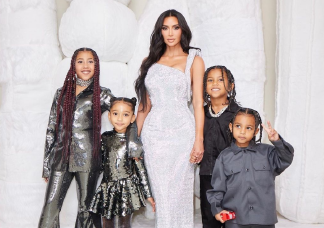 Videó: Elképesztő luxusban ünnepelte Kim Kardashian lánya születésnapját