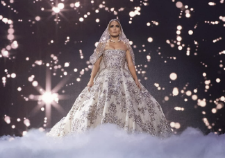 Jennifer Lopez négyszer ment férjhez: neked melyik menyasszonyi ruha tetszett a legjobban?