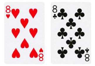 Az egyik kártyán igazából három 8-as van. Te is megtalálod, melyiken?