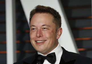 Megdöbbentő titok derült ki Elon Musk barátnőjéről