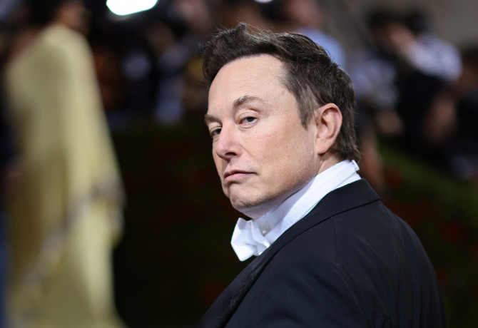 Szexuális zaklatással vádolják Elon Muskot, aki fizetett, hogy titokban maradjon