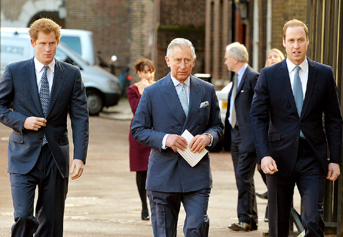 Károly király továbbra is kemény feltételeket szab Harry hercegnek – ezen múlhat a békülés