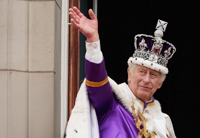 Károly király életének bizarr részletei a rajongókat is megdöbbentették